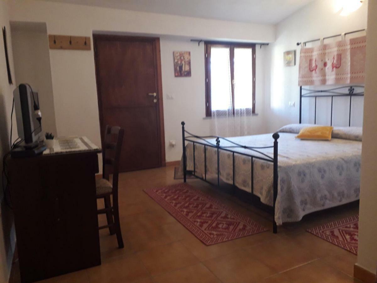Agriturismo Sa E Padedda Mores Екстериор снимка
